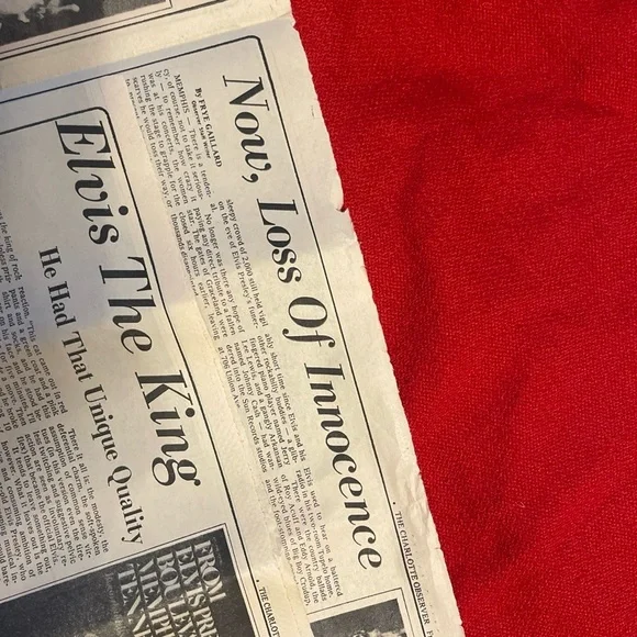 Vintage Elvis Newspaper Keepsake Charlotte August 19 . 1977 - Picture 8 of 9